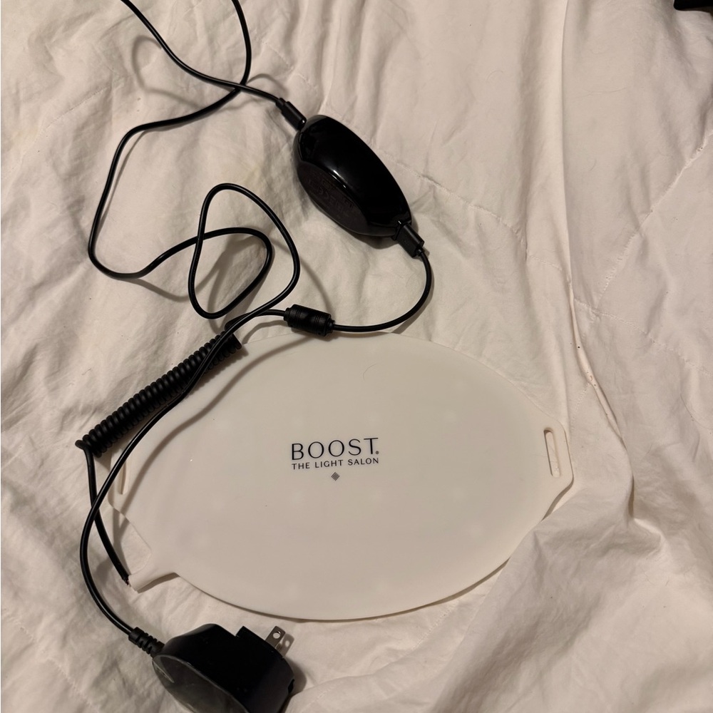 Light Salon LED Boost Red Light Therapy Device like new SOLD OUT rare